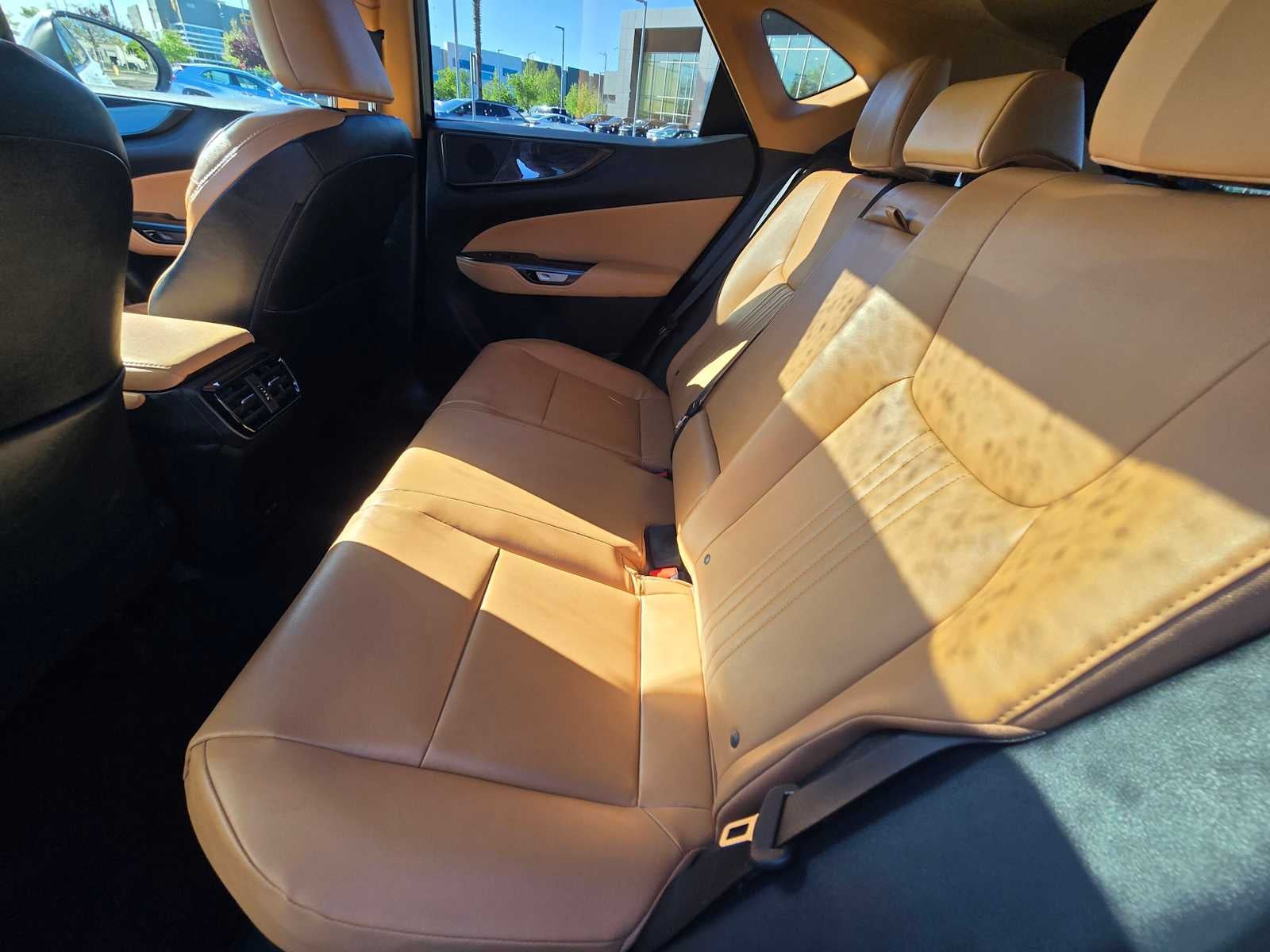 2026 Lexus NX 350h PREMIUM