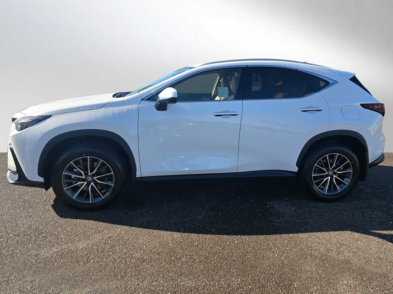 2026 Lexus NX 350h PREMIUM