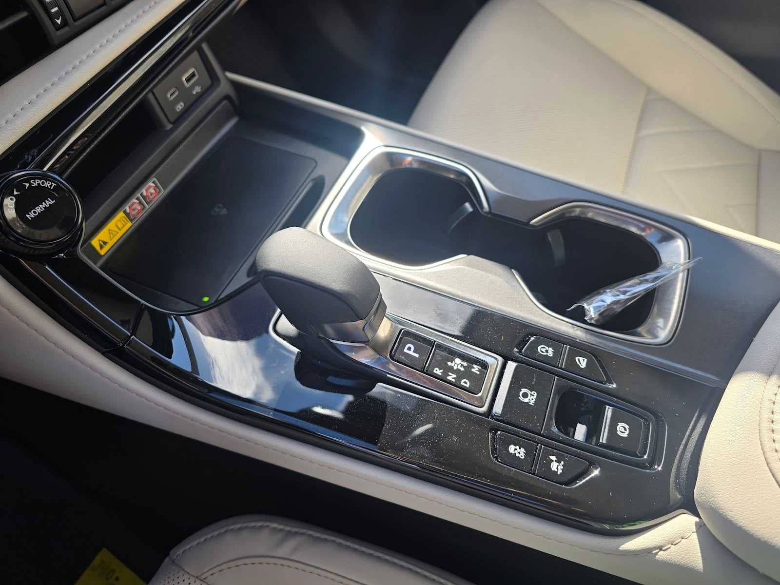 2026 Lexus NX 350 LUXURY AWD