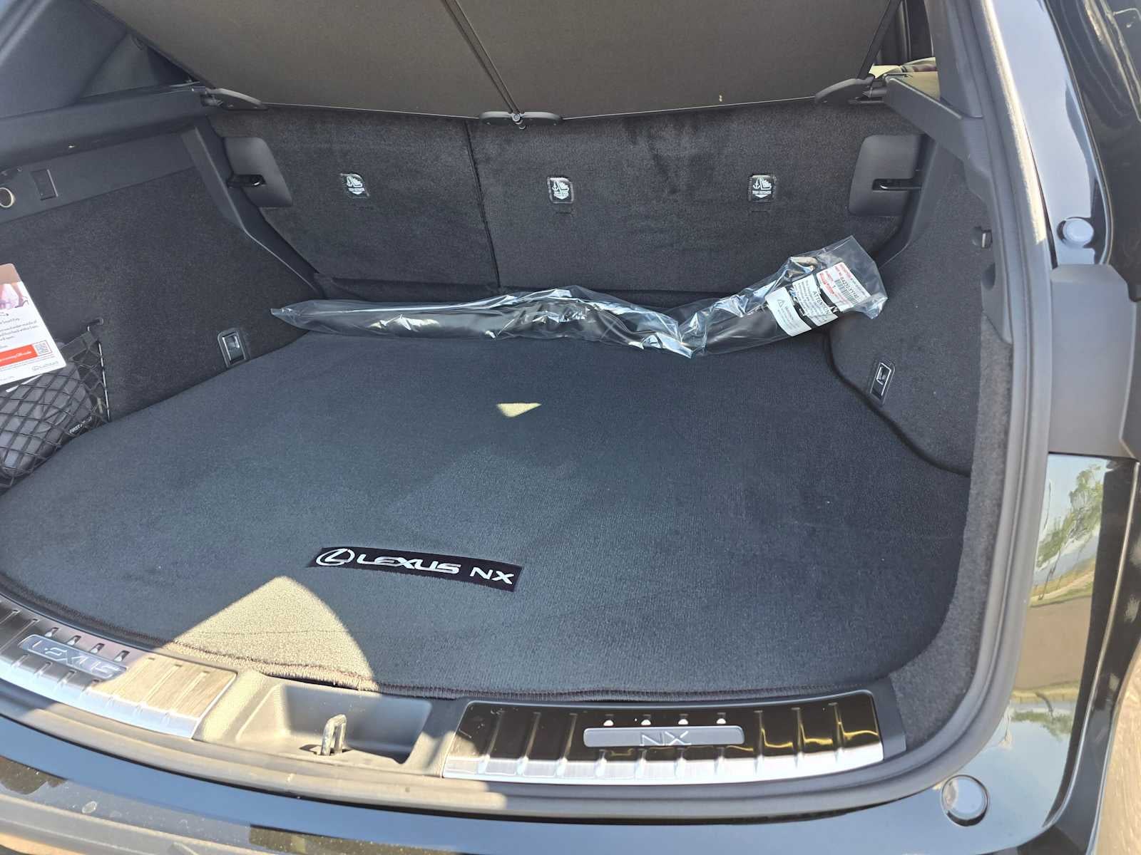 2026 Lexus NX 350h LUXURY AWD