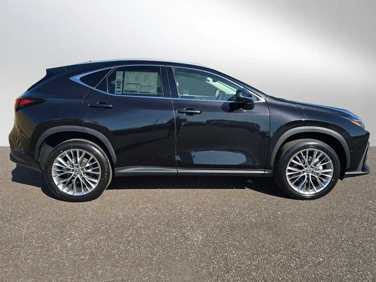 2026 Lexus NX 350h Luxury