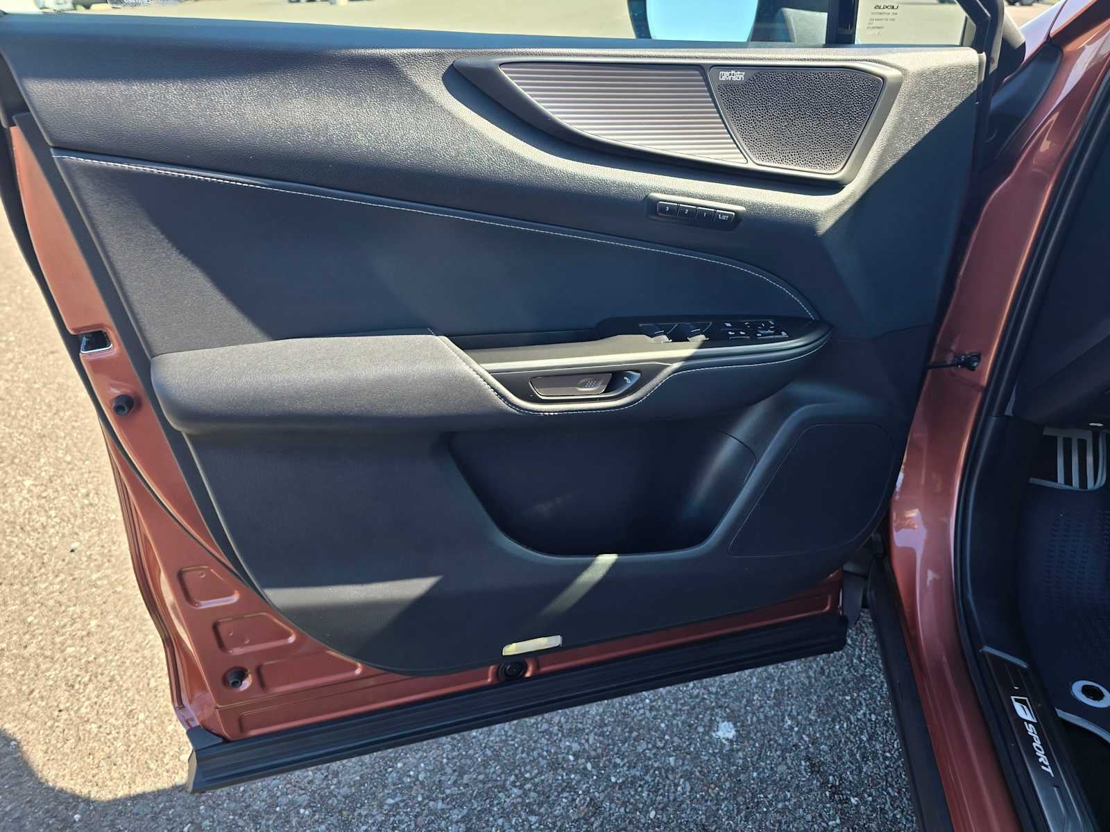 2026 Lexus NX 350h F SPORT Handling