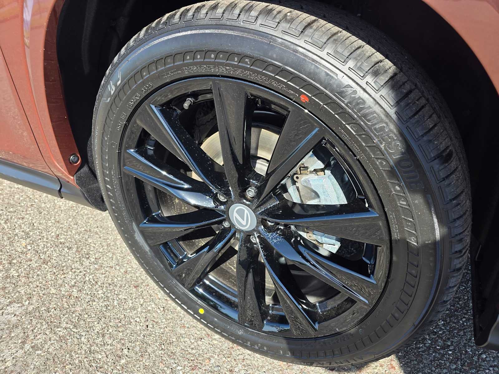 2026 Lexus NX 350h F SPORT Handling