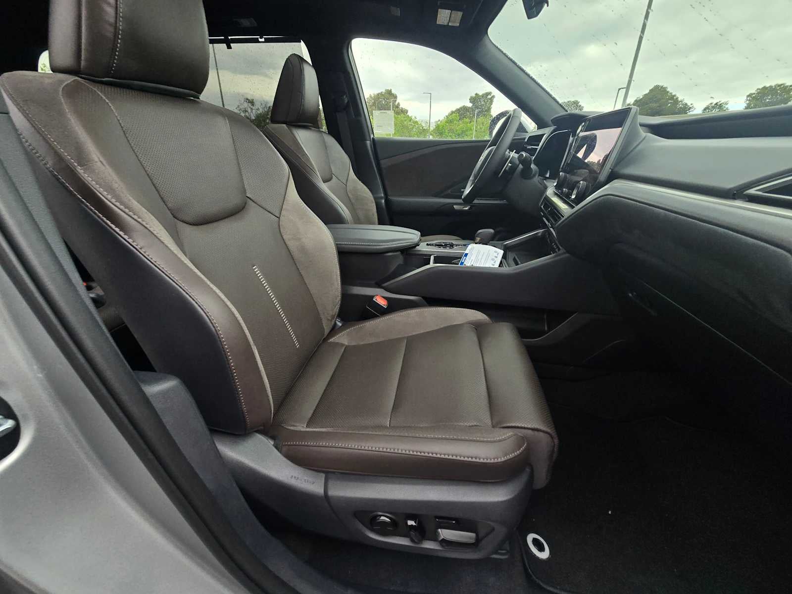 2026 Lexus TX 550h+ Luxury