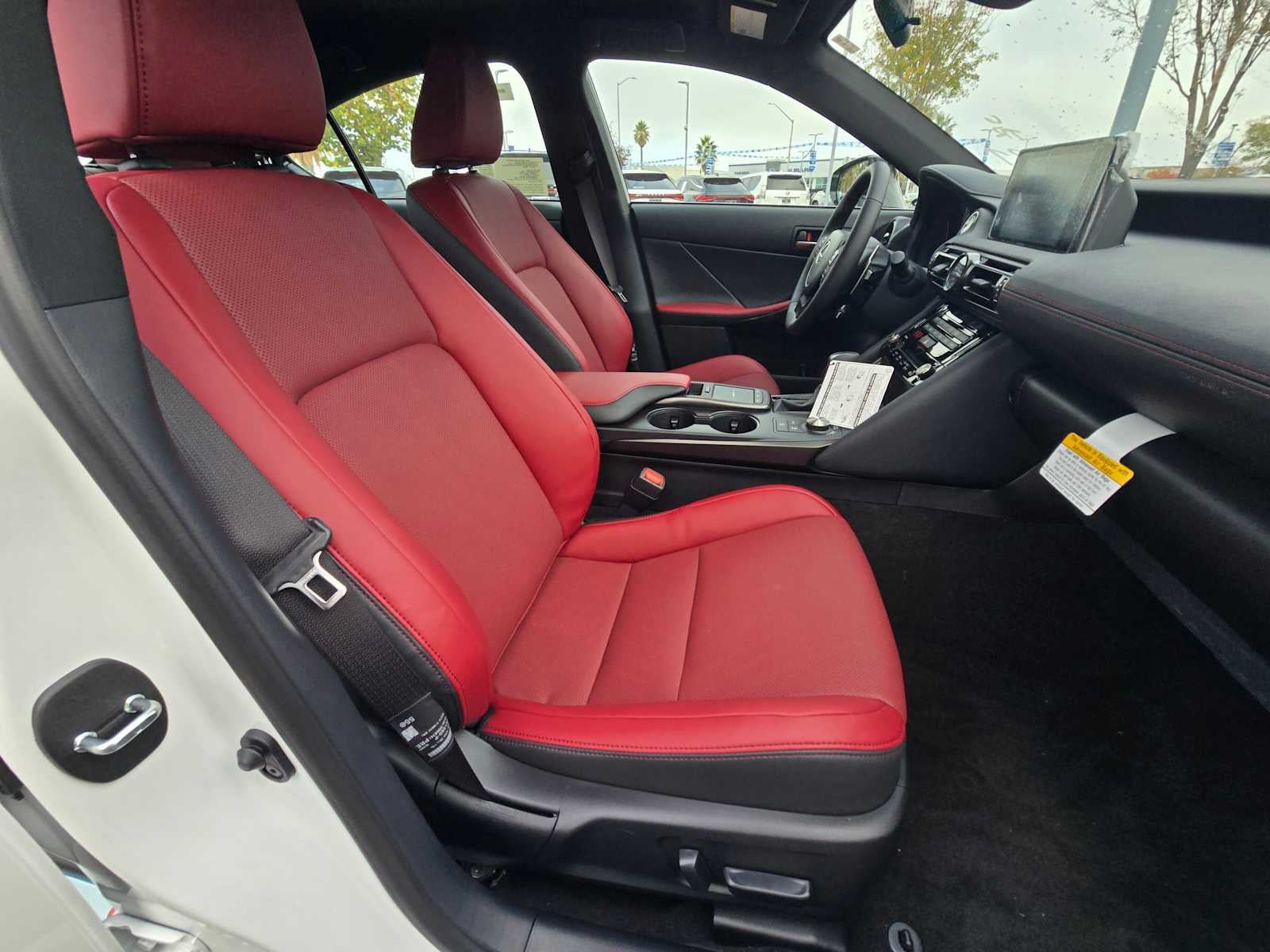 2025 Lexus IS F SPORT Design