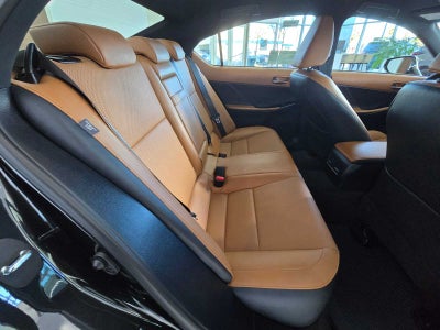 2025 Lexus IS F SPORT Design