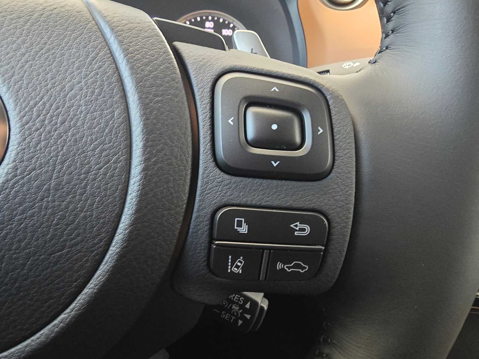 2025 Lexus IS F SPORT Design