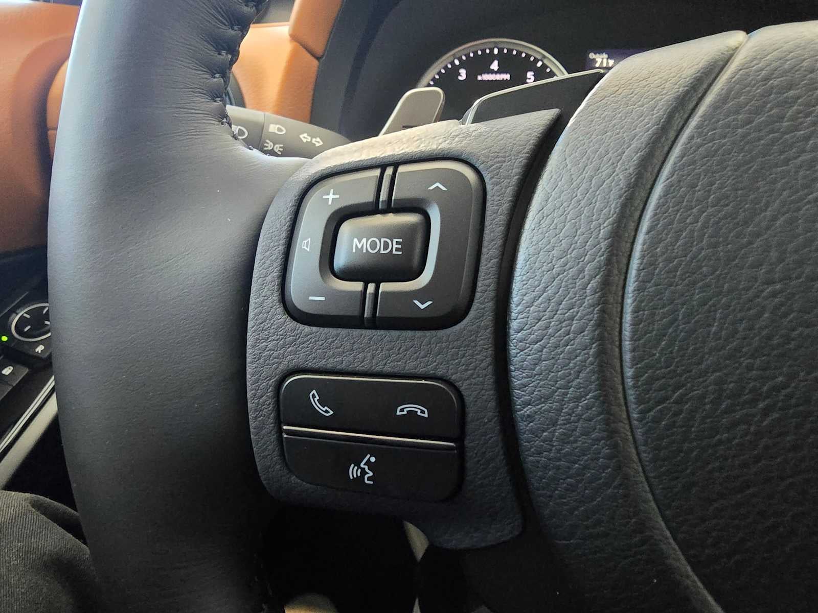 2025 Lexus IS F SPORT Design