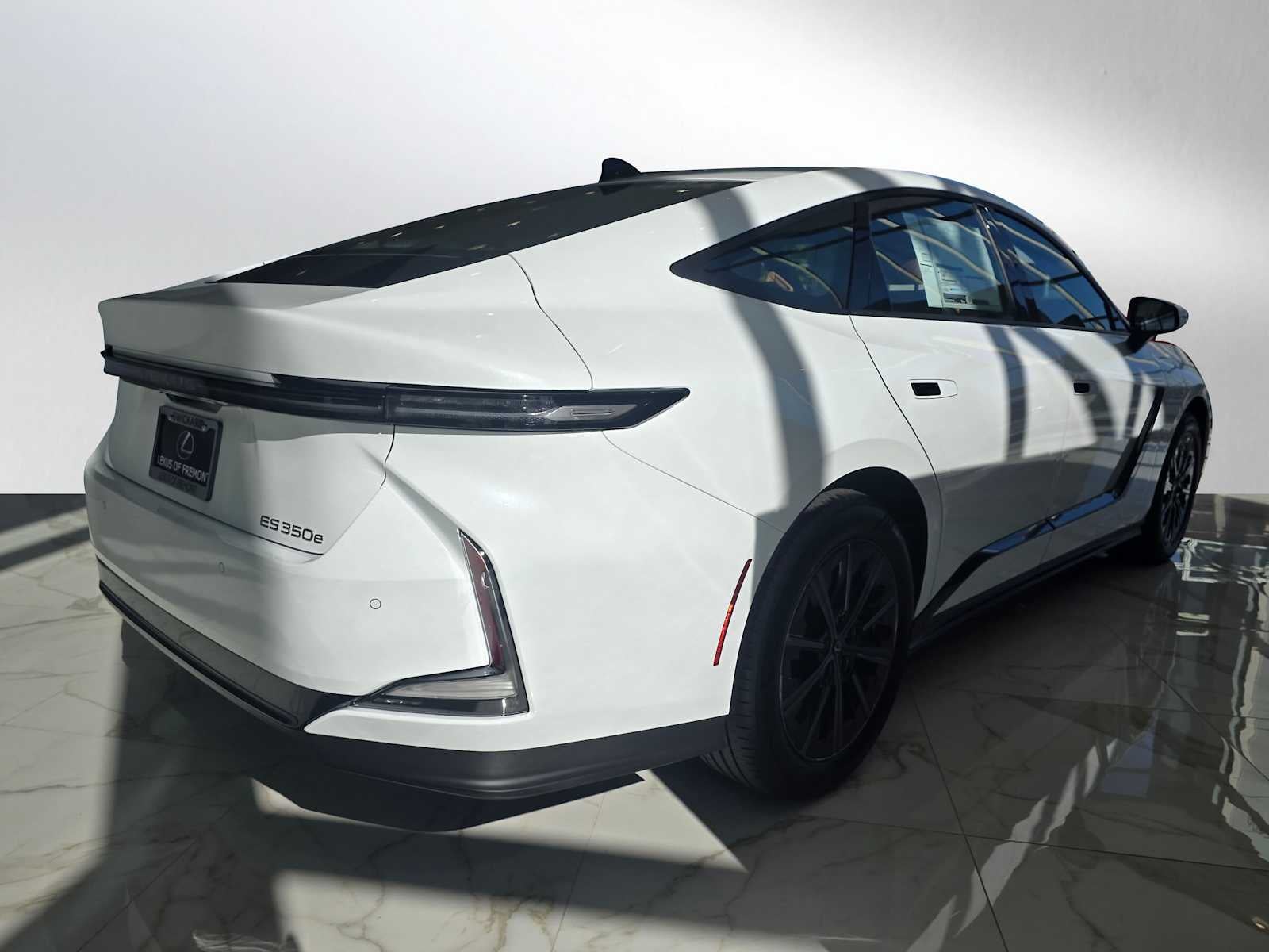 2026 Lexus ES 350e PREMIUM