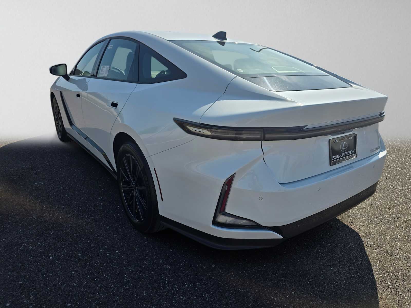 2026 Lexus ES 350e PREMIUM