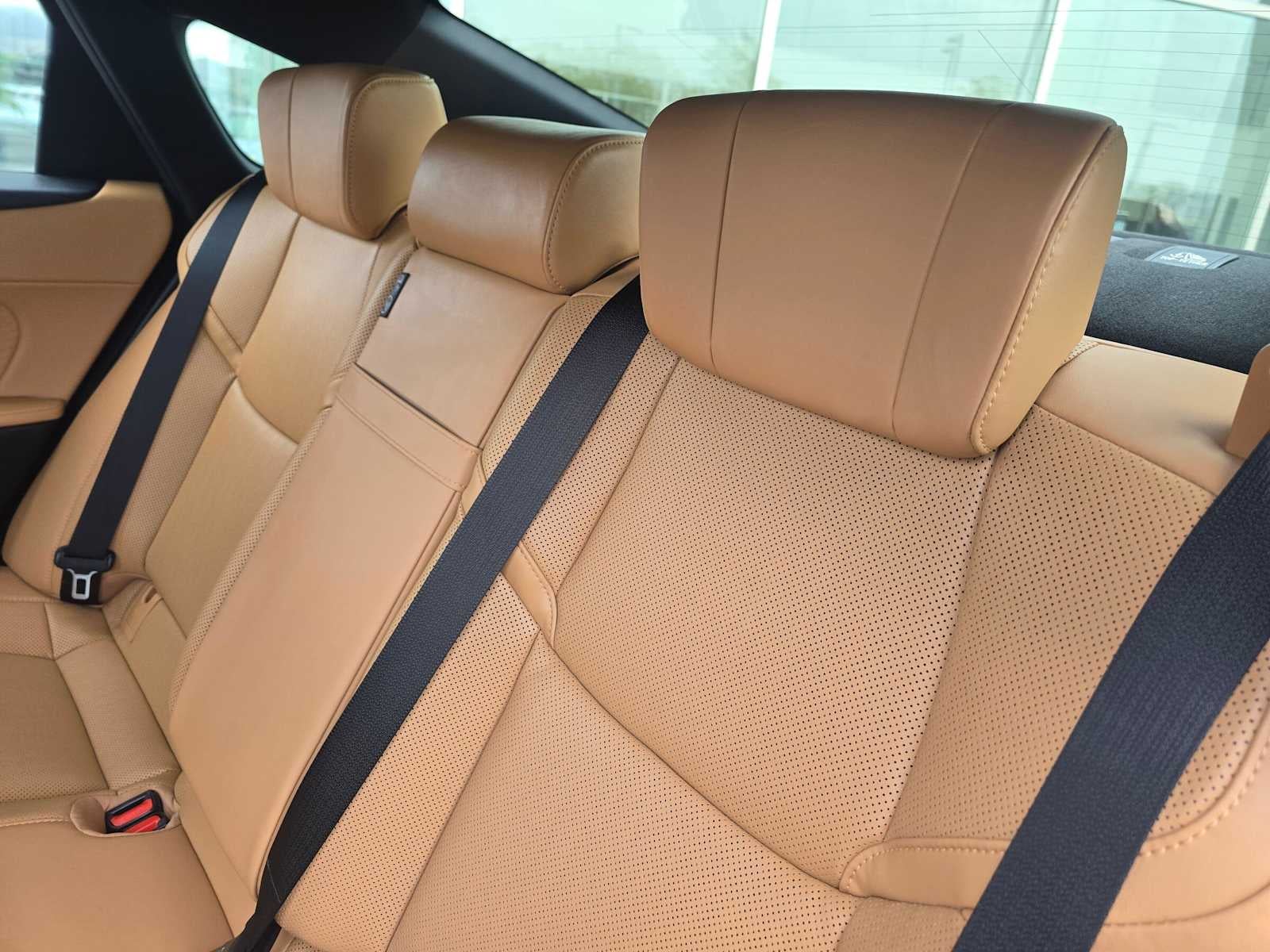 2026 Lexus ES 350e PREMIUM