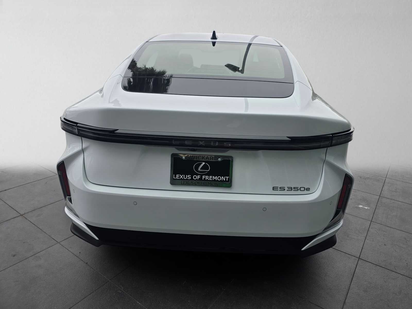 2026 Lexus ES 350e PREMIUM