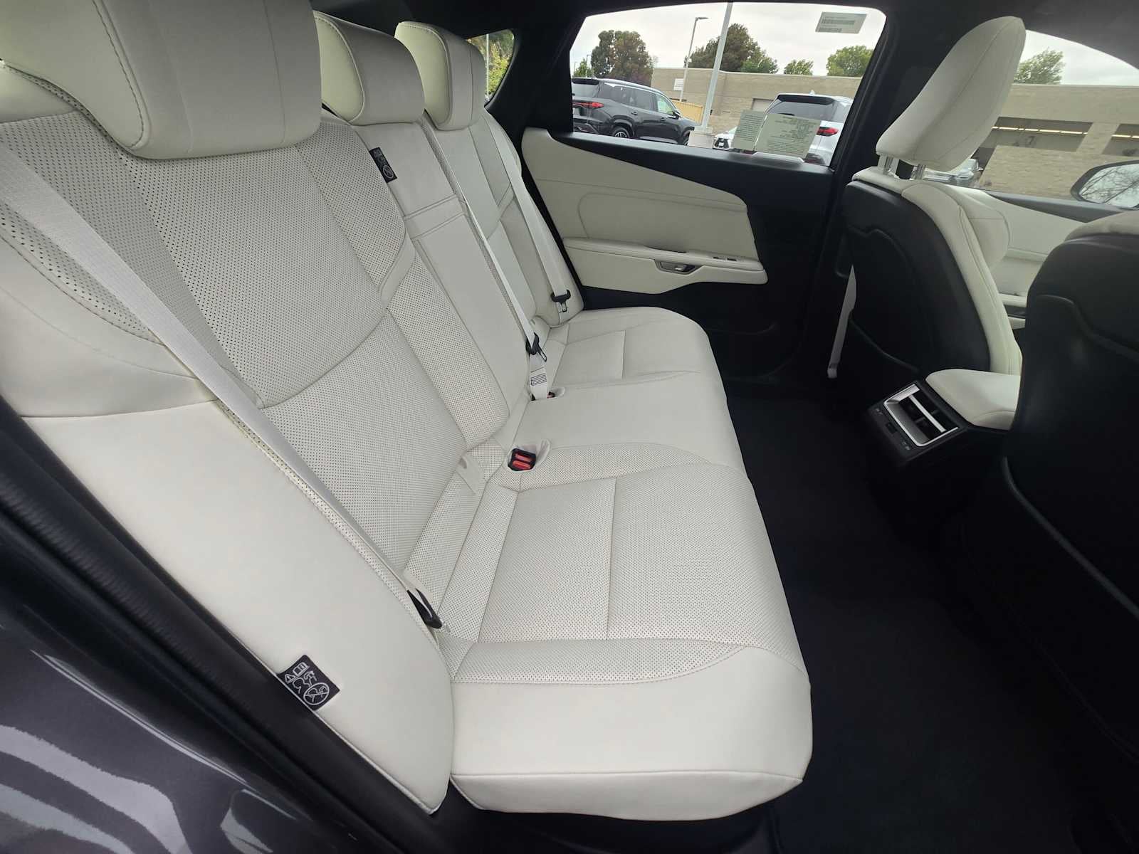 2026 Lexus ES 350e PREMIUM