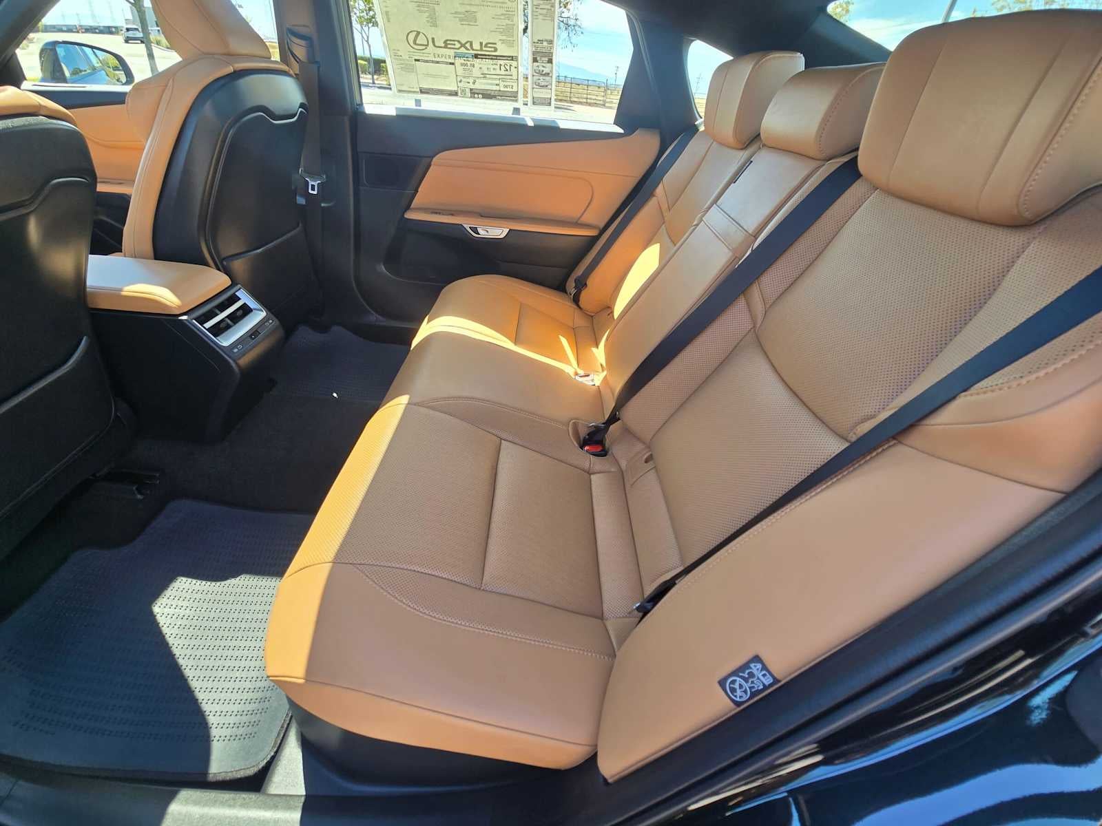2026 Lexus ES 350e PREMIUM