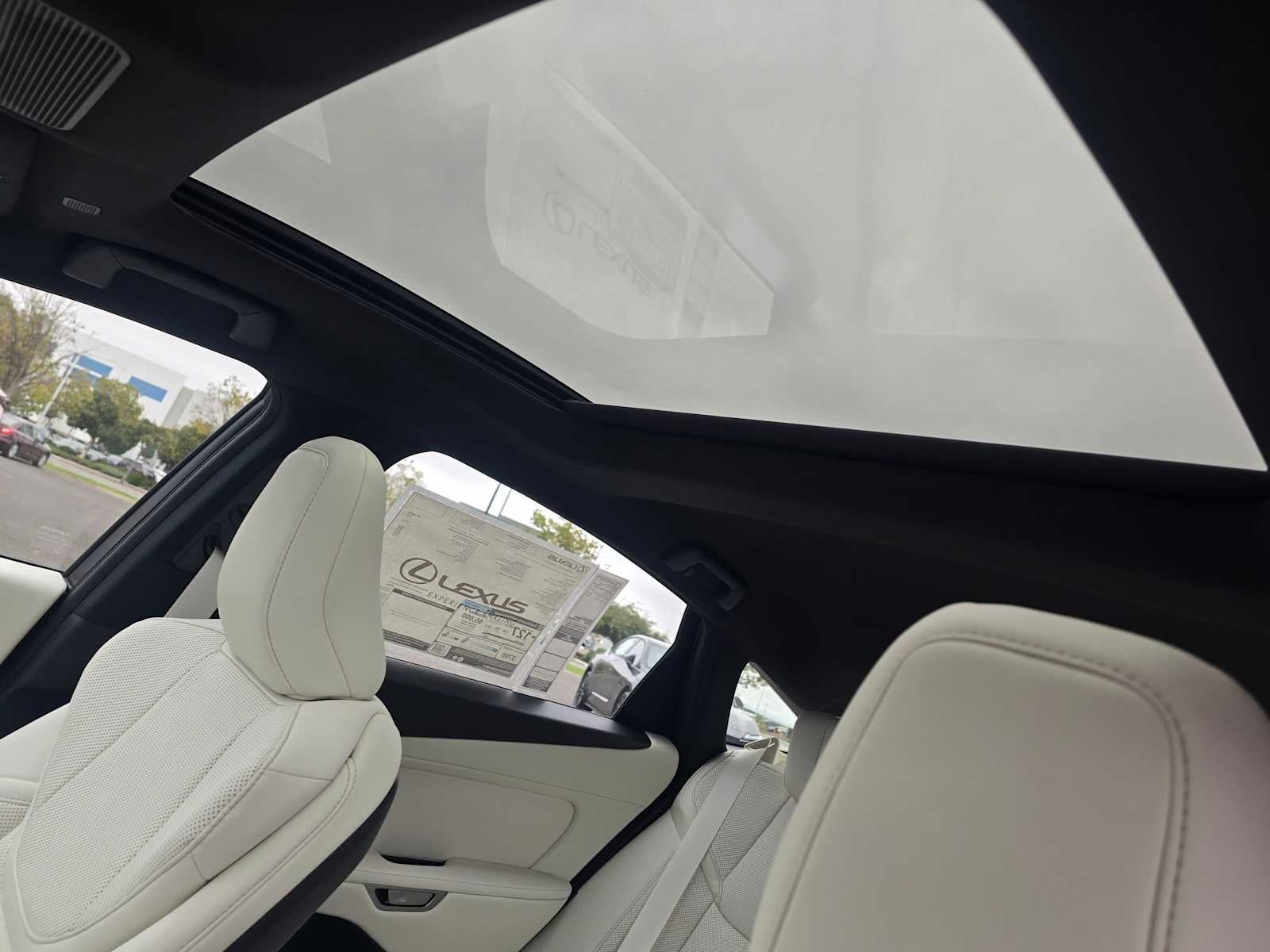 2026 Lexus ES 350e PREMIUM