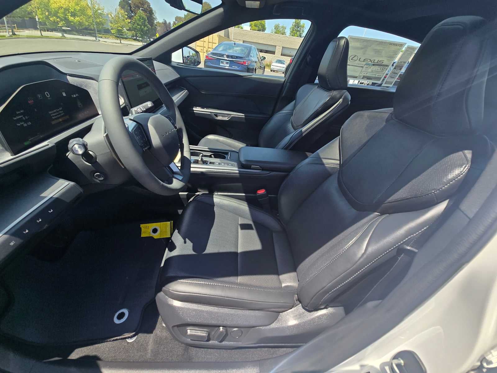 2026 Lexus ES 350e PREMIUM