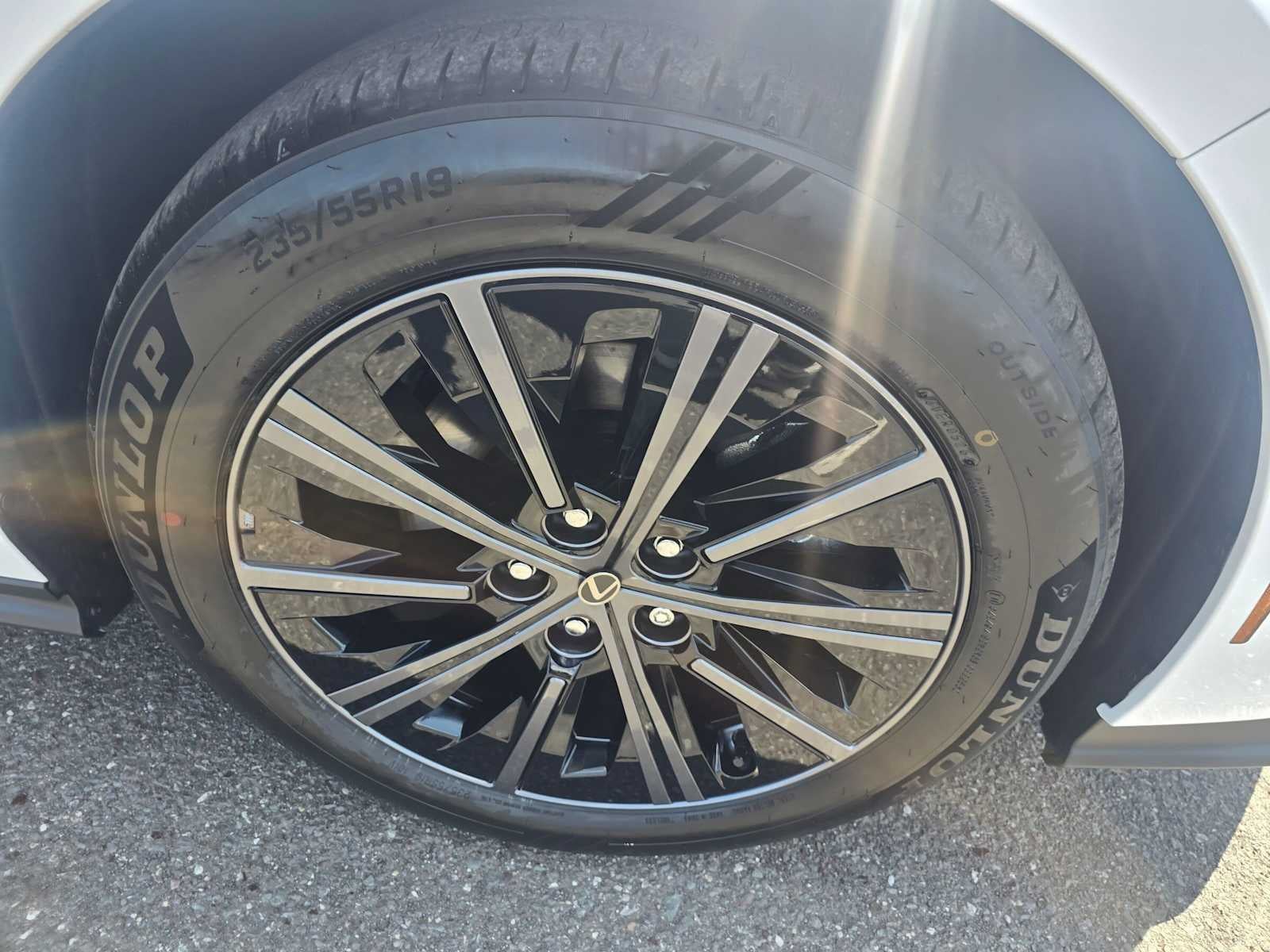 2026 Lexus ES 350e PREMIUM