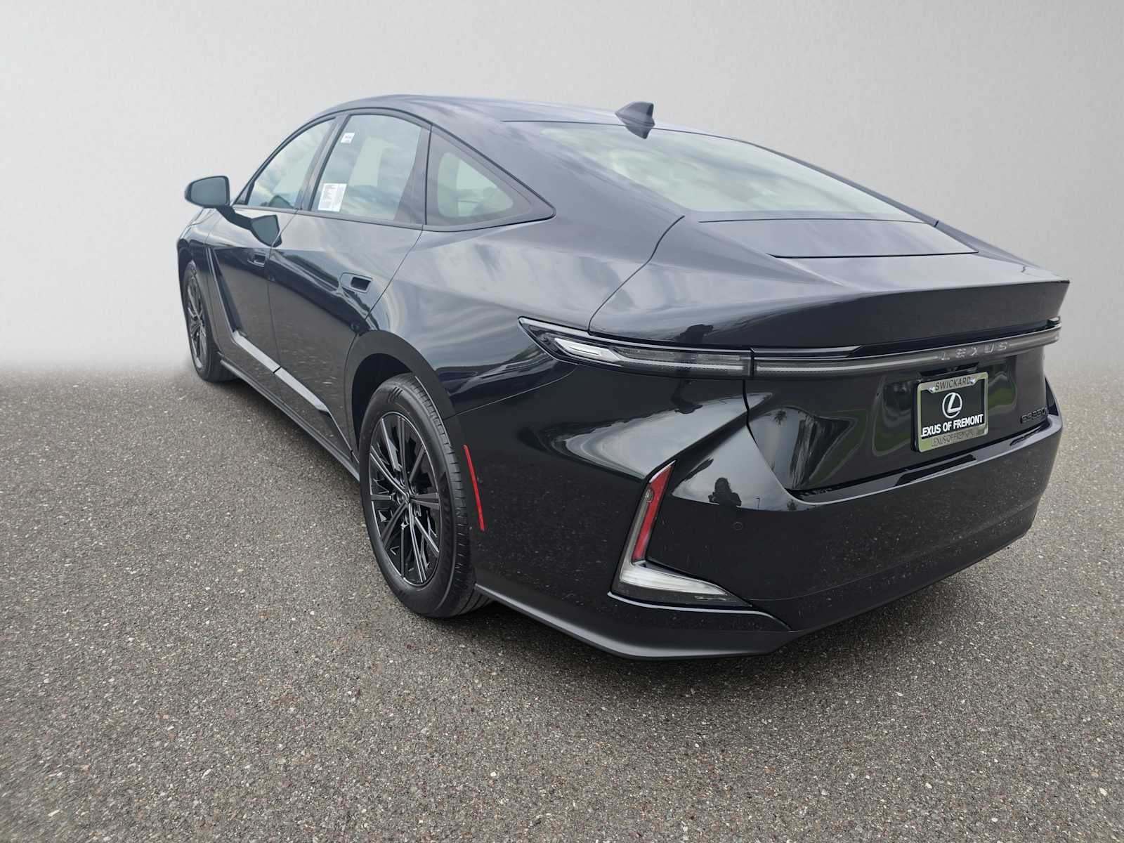 2026 Lexus ES 350e PREMIUM