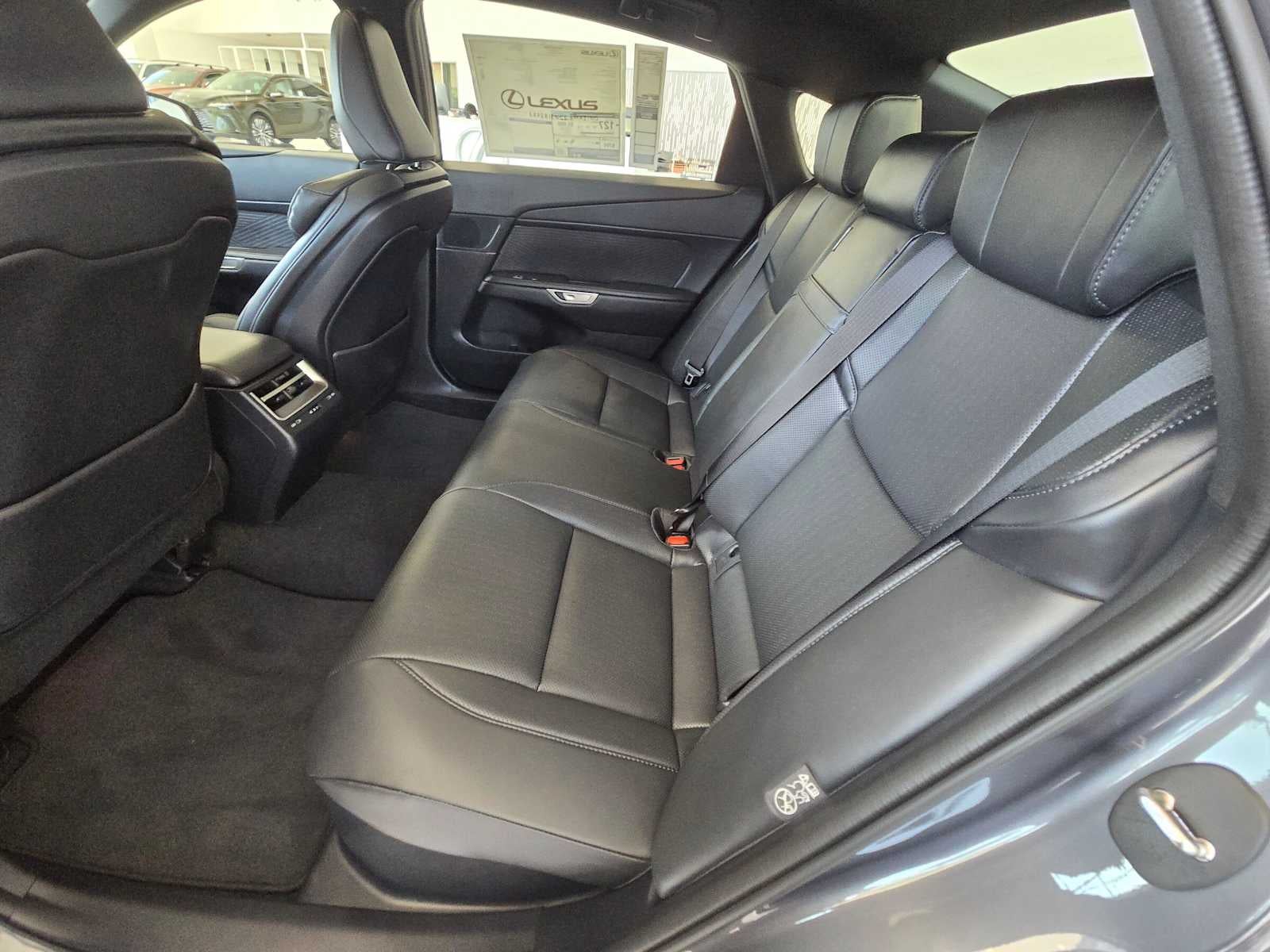 2026 Lexus ES 350e Premium