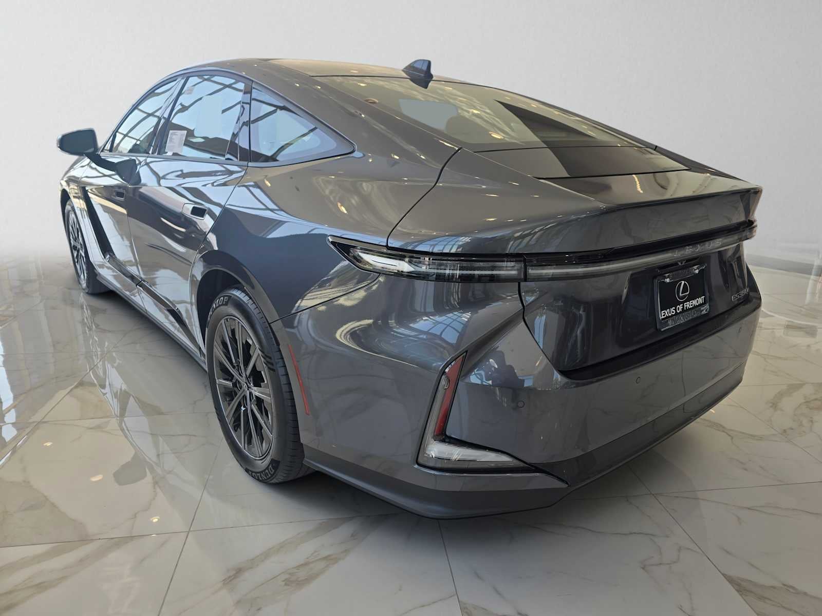 2026 Lexus ES 350e Premium