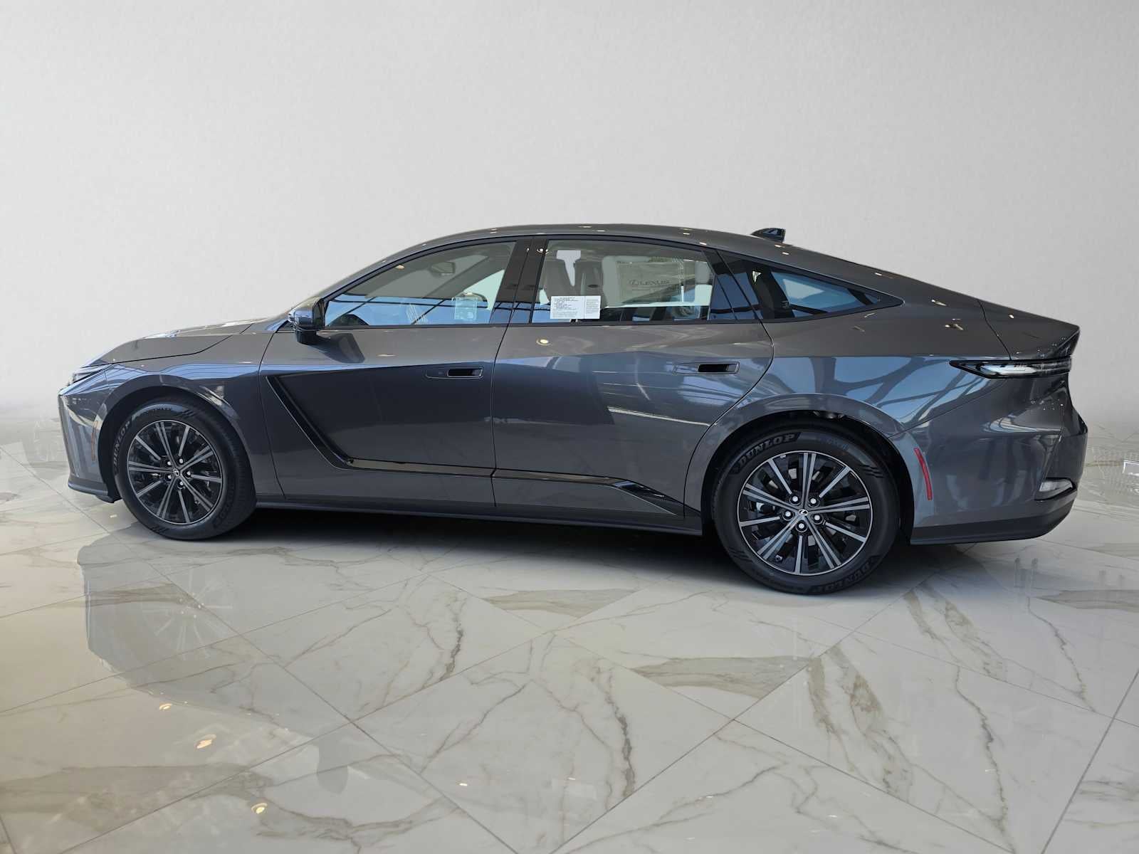2026 Lexus ES 350e Premium