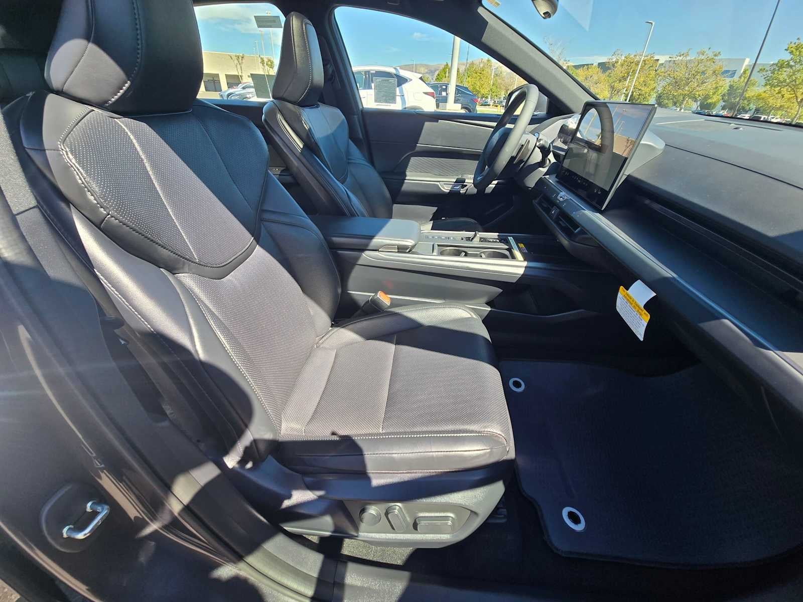 2026 Lexus ES 350h PREMIUM