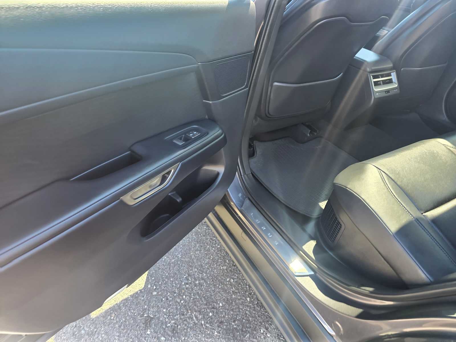 2026 Lexus ES 350h PREMIUM
