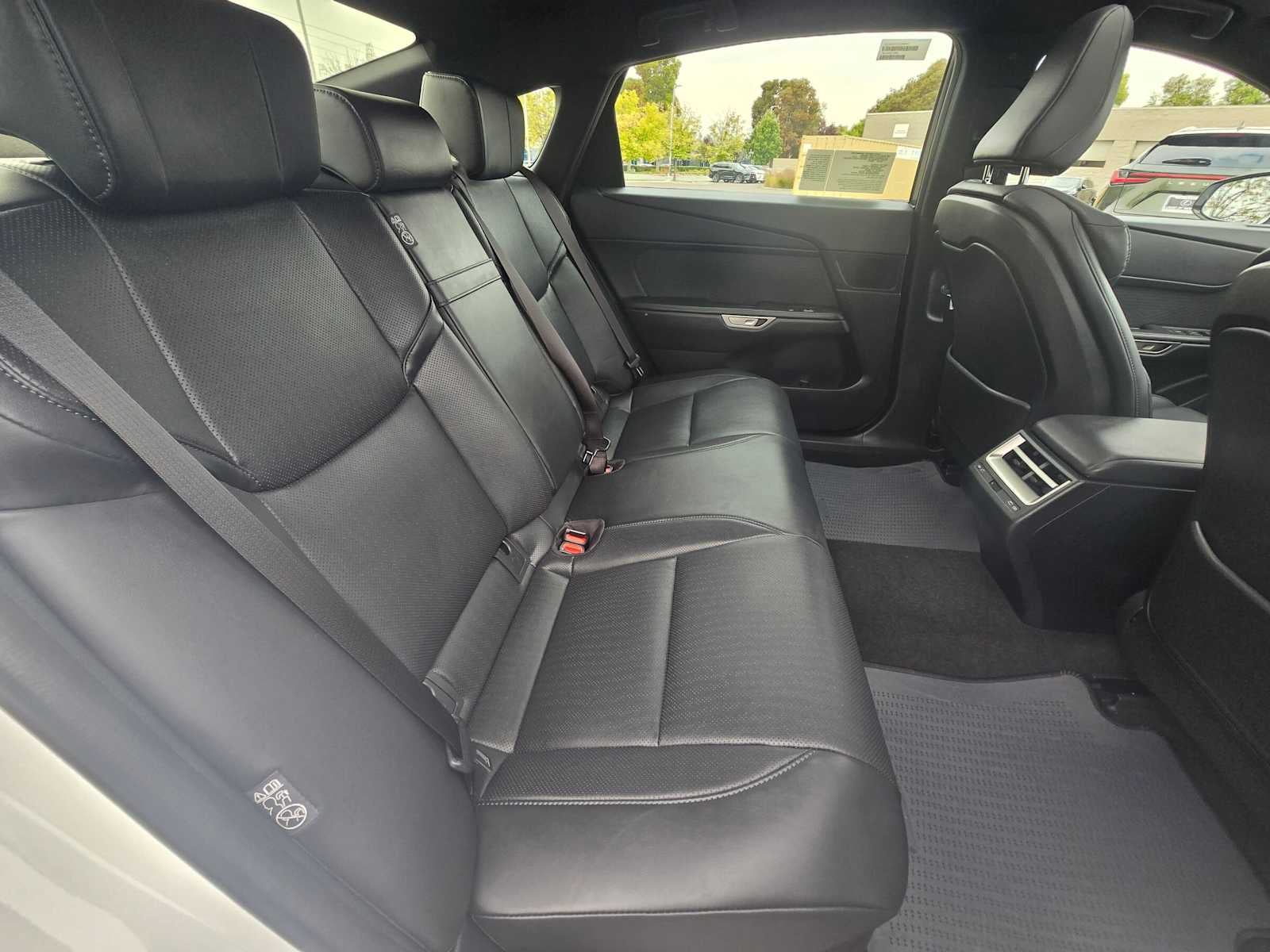 2026 Lexus ES 350h PREMIUM AWD