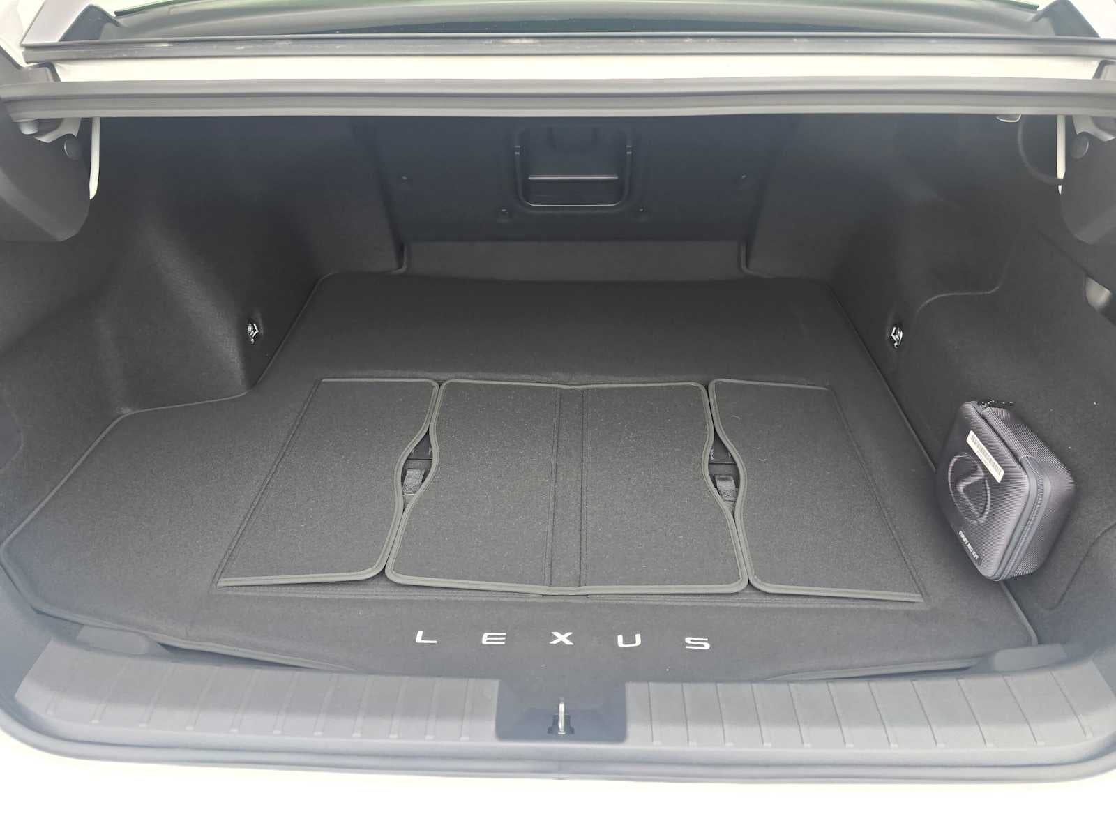 2026 Lexus ES 350h PREMIUM AWD
