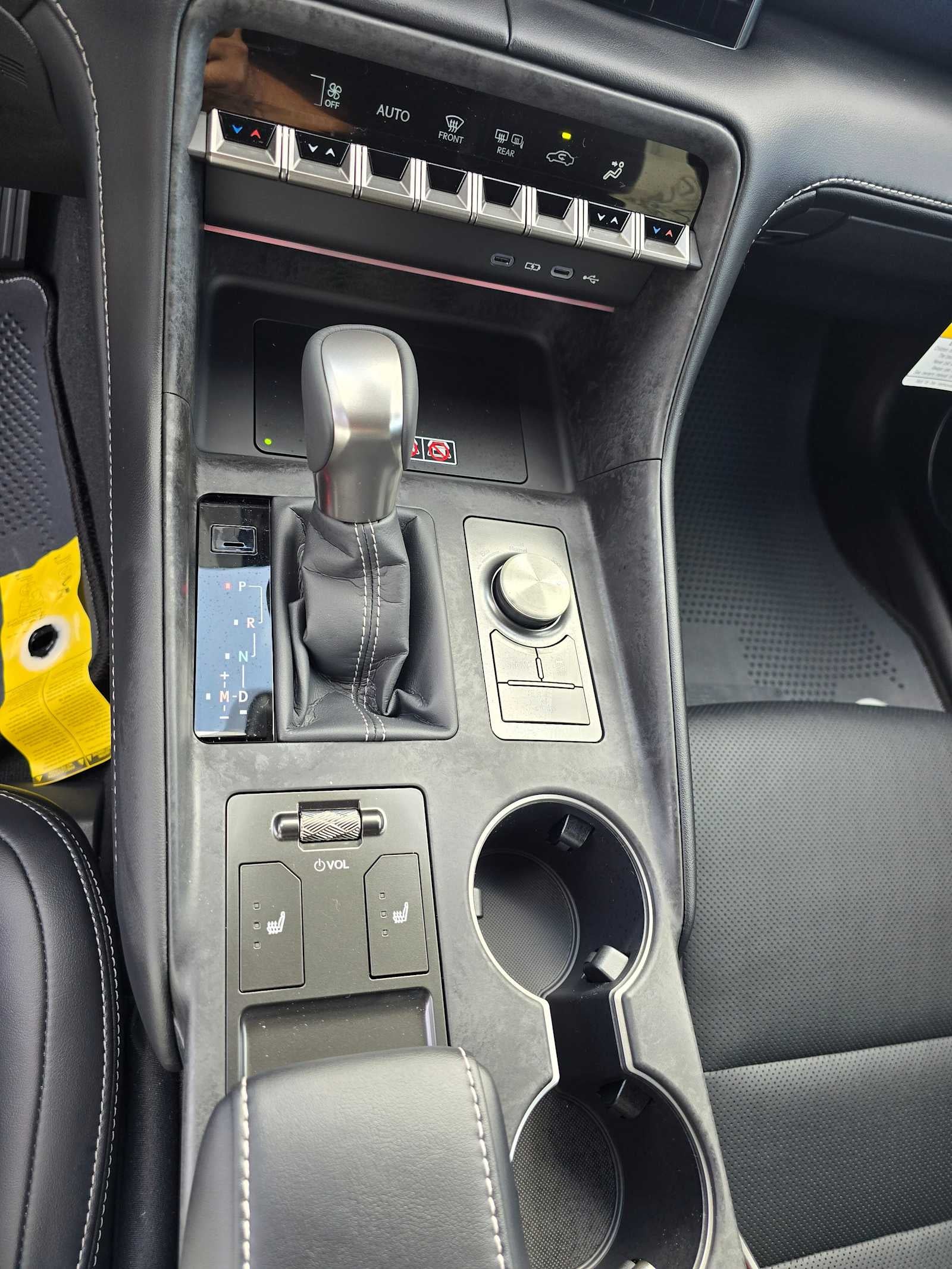 2026 Lexus IS 350 F SPORT DESIGN