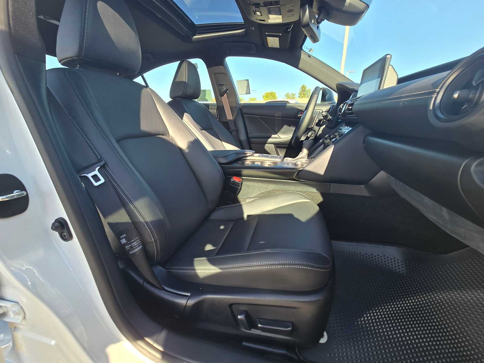 2025 Lexus IS IS 300