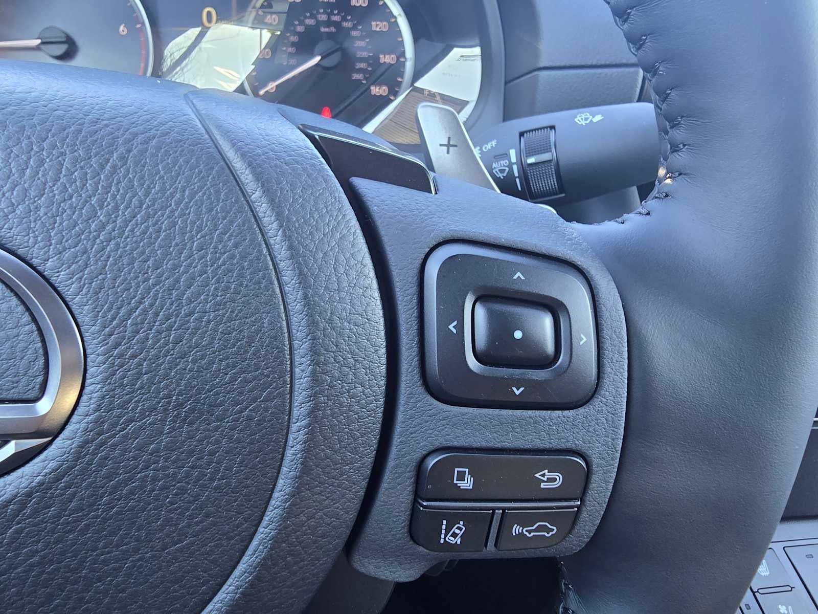 2025 Lexus IS IS 300