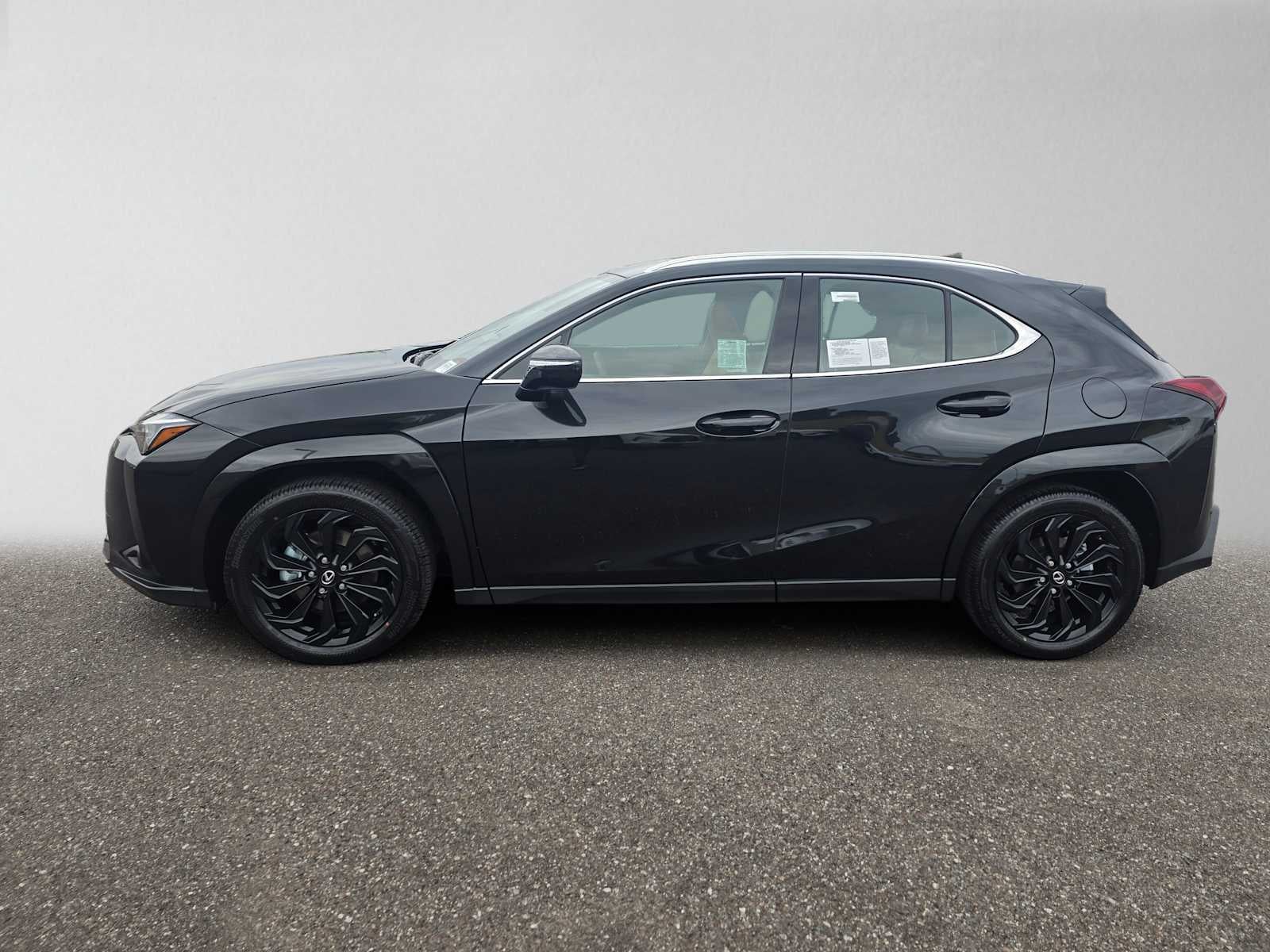 2026 Lexus UX 300h PREMIUM AWD