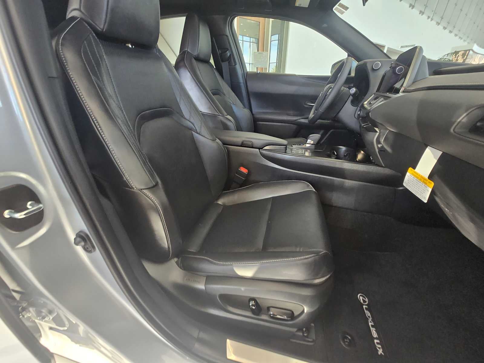 2026 Lexus UX 300h F SPORT DESIGN AWD