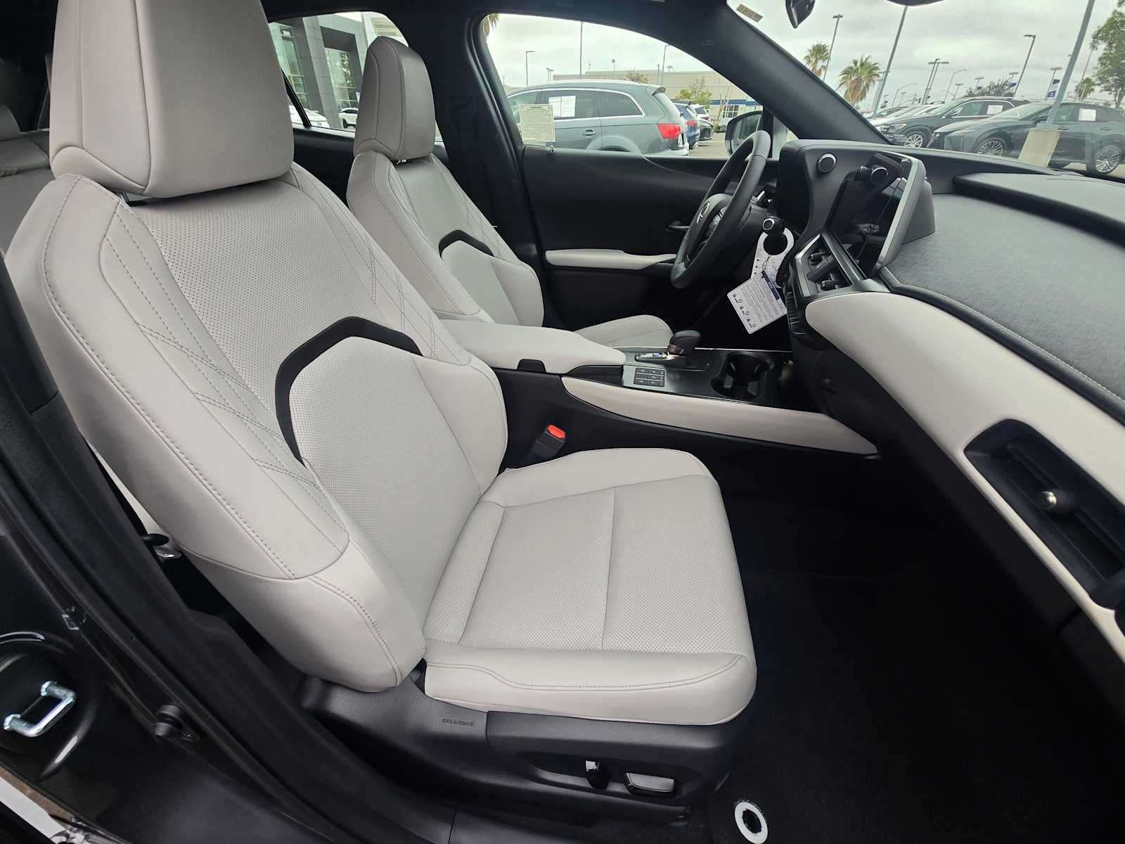 2026 Lexus UX 300h F SPORT DESIGN AWD