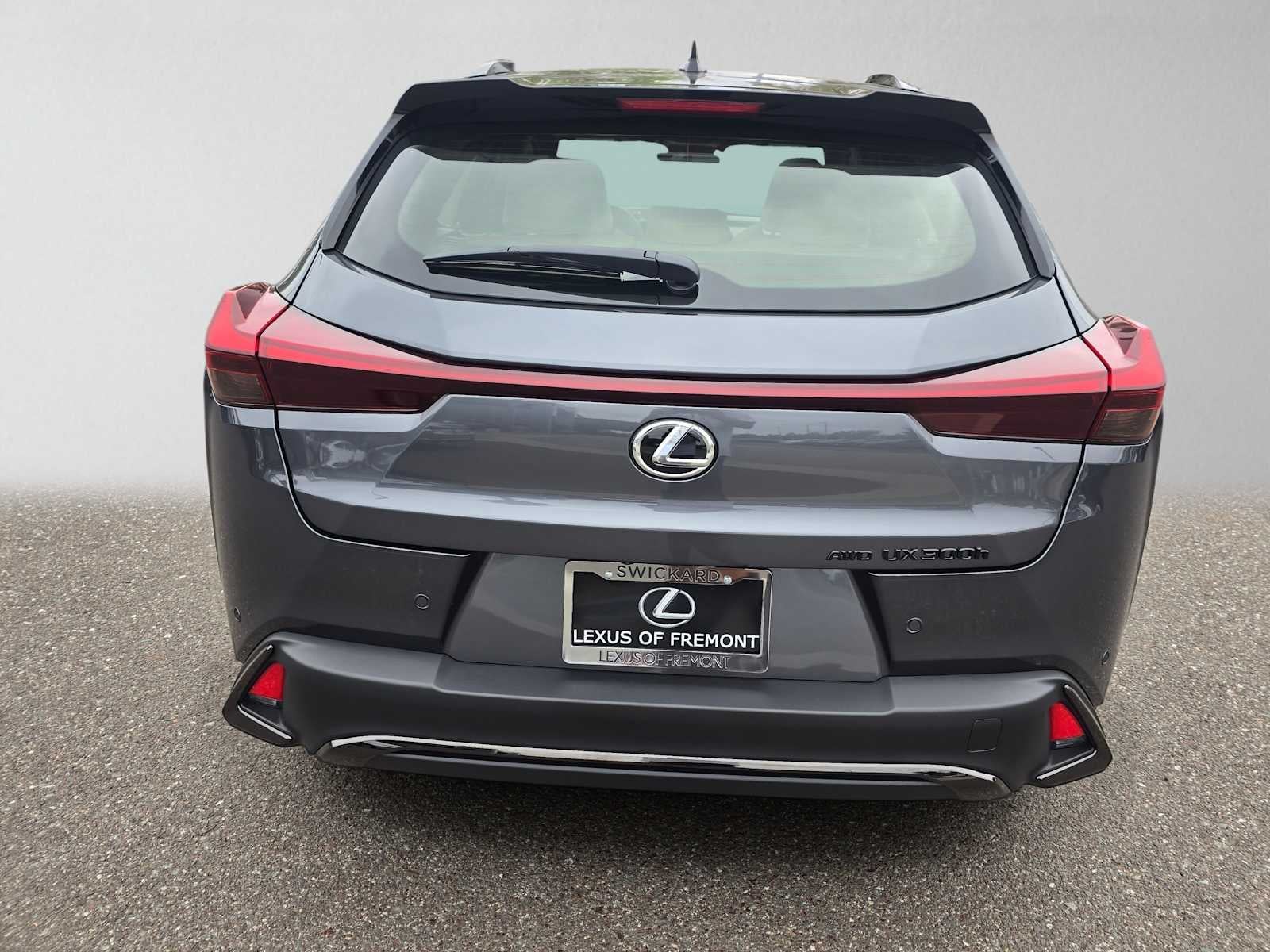 2026 Lexus UX 300h F SPORT DESIGN AWD