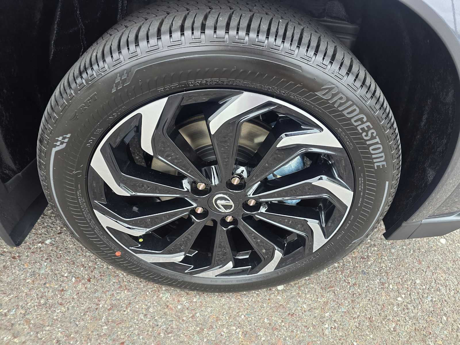 2026 Lexus UX 300h F SPORT DESIGN AWD