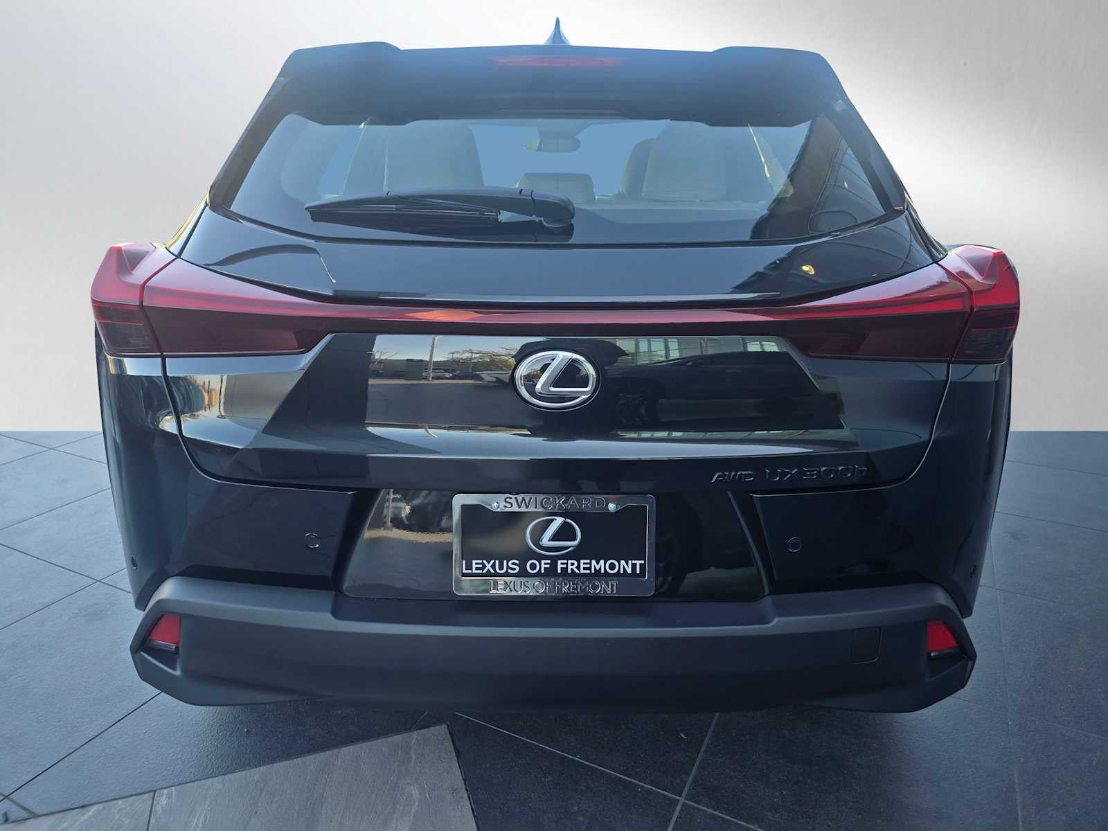 2026 Lexus UX 300h PREMIUM AWD