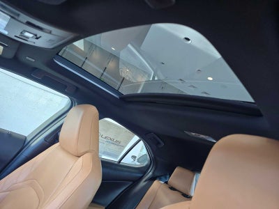 2025 Lexus UX Premium