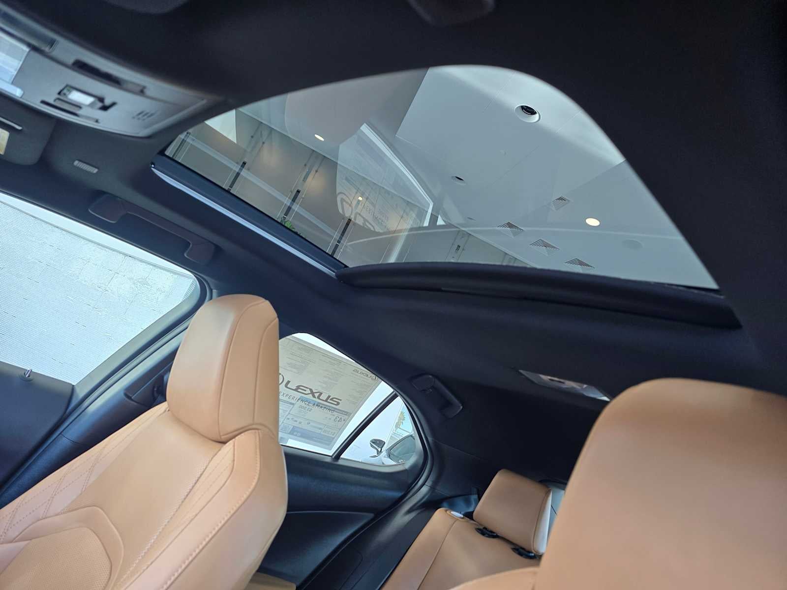 2025 Lexus UX Premium