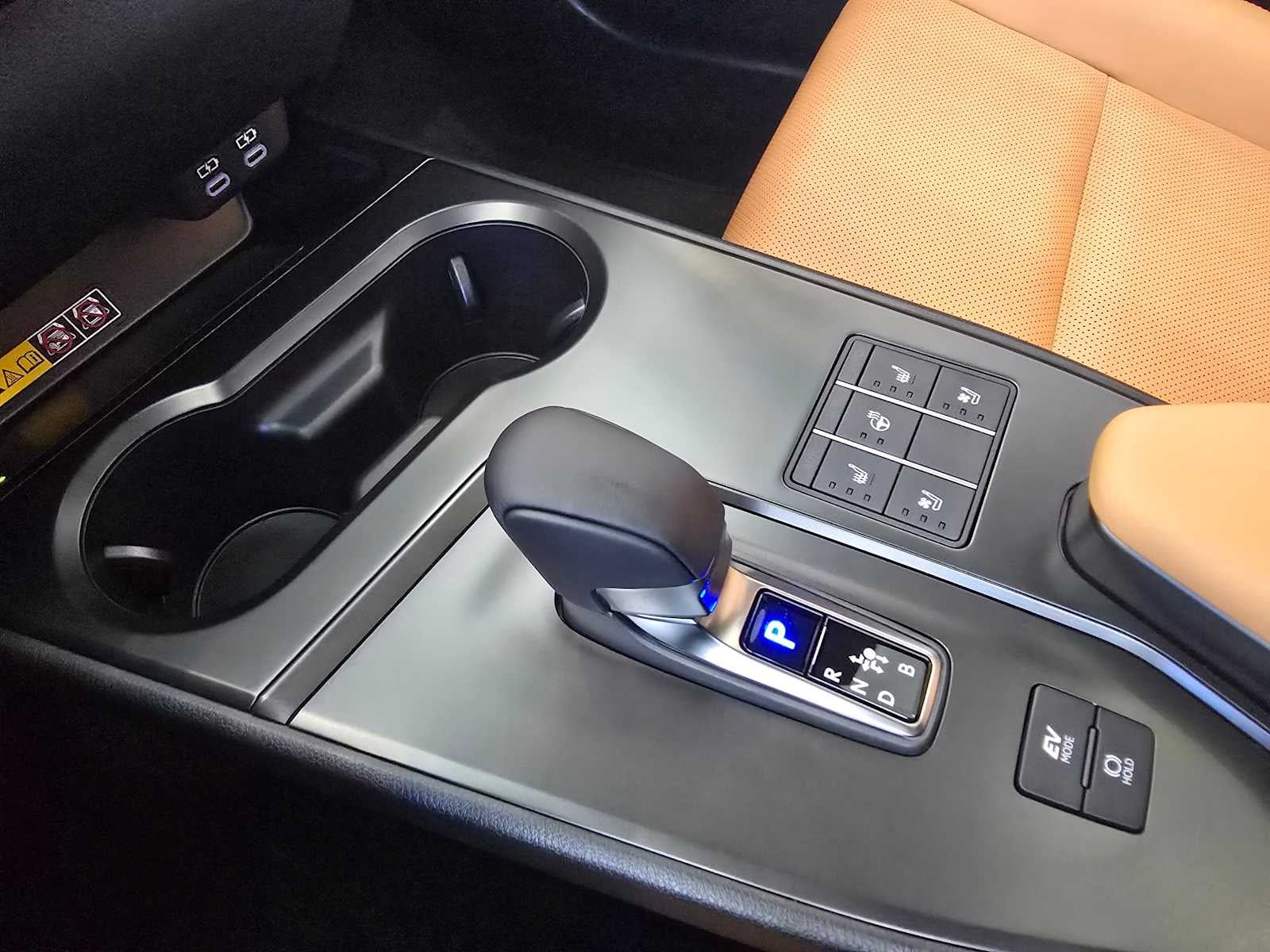 2025 Lexus UX Premium