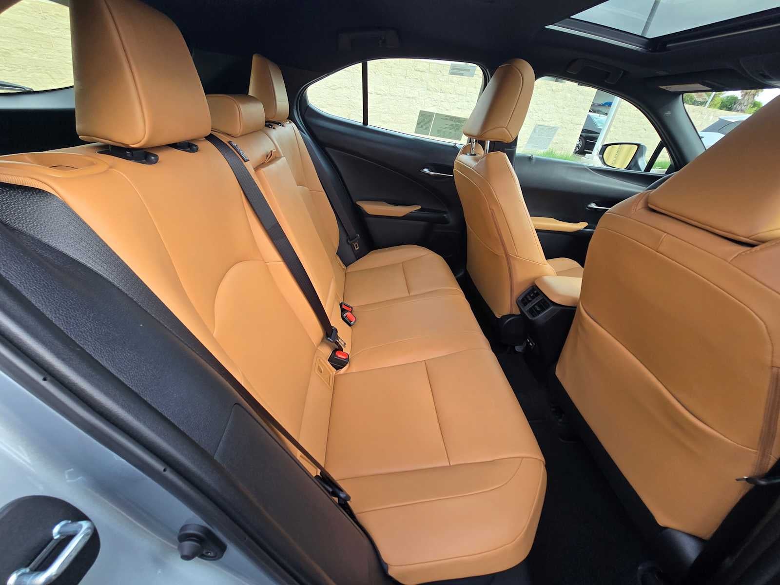 2026 Lexus UX 300h PREMIUM