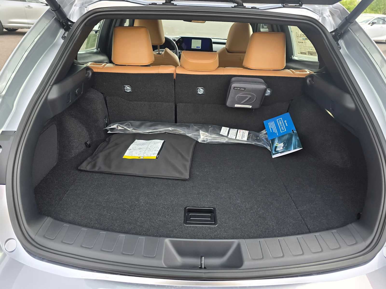 2026 Lexus UX 300h PREMIUM