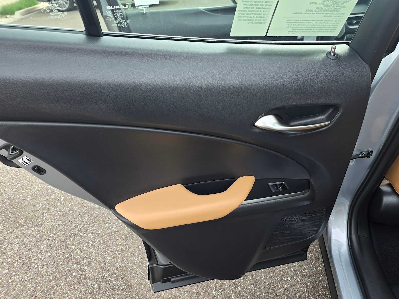 2026 Lexus UX 300h PREMIUM