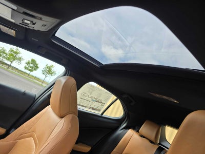 2026 Lexus UX 300h PREMIUM