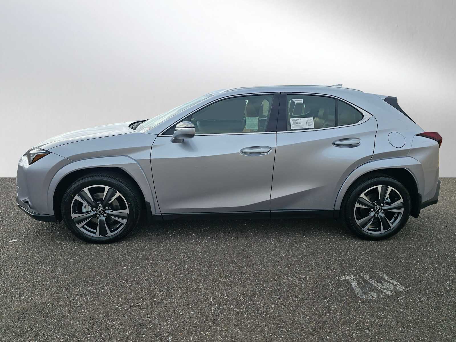 2026 Lexus UX 300h PREMIUM