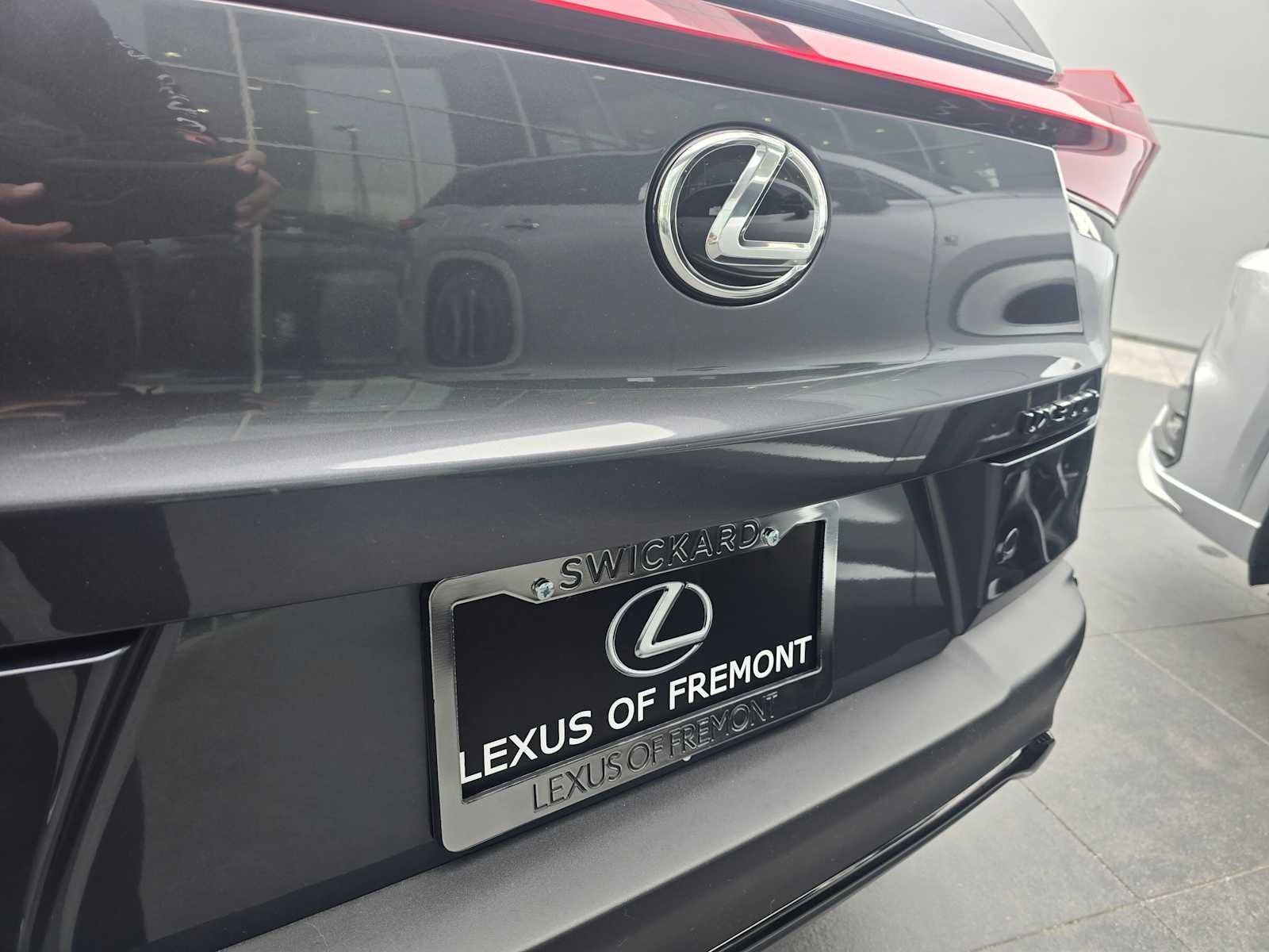 2025 Lexus UX 300h F SPORT DESIGN