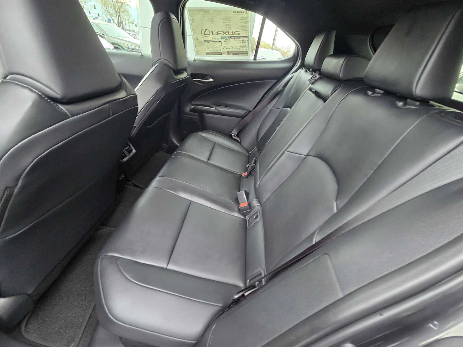 2025 Lexus UX 300h F SPORT DESIGN