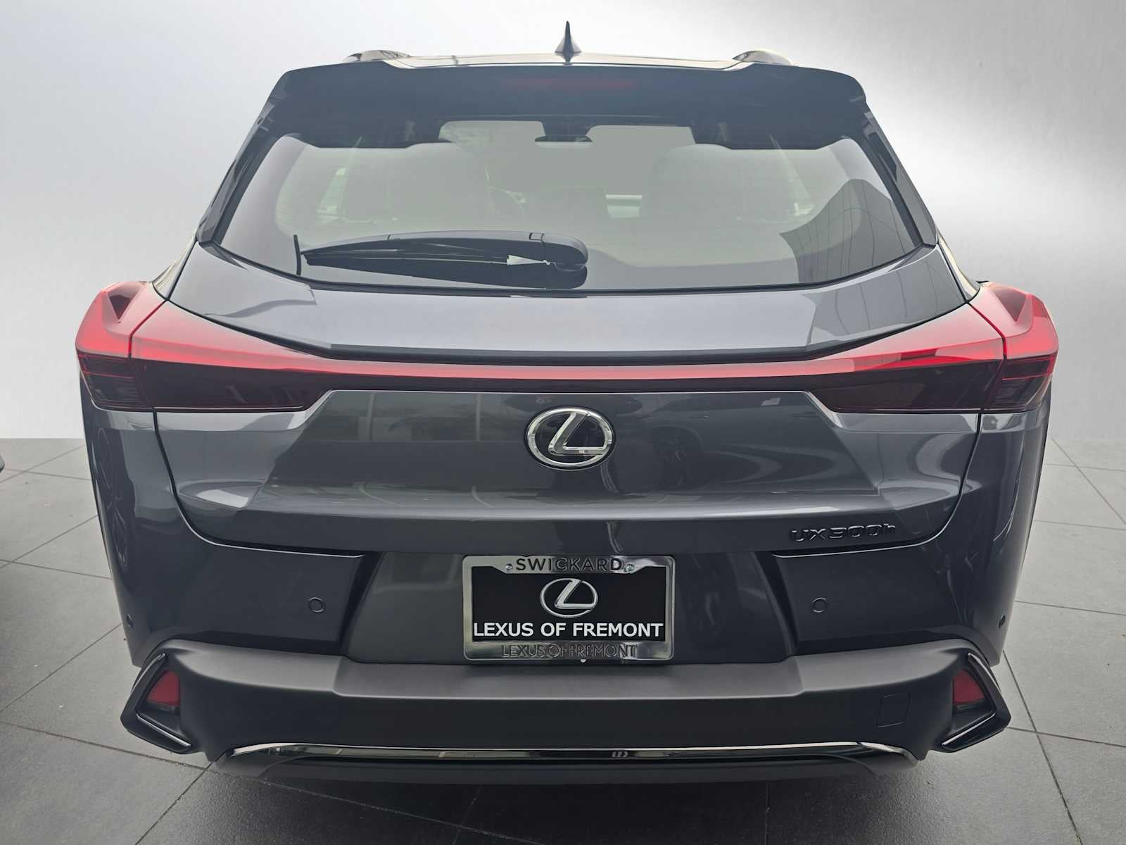 2025 Lexus UX 300h F SPORT DESIGN