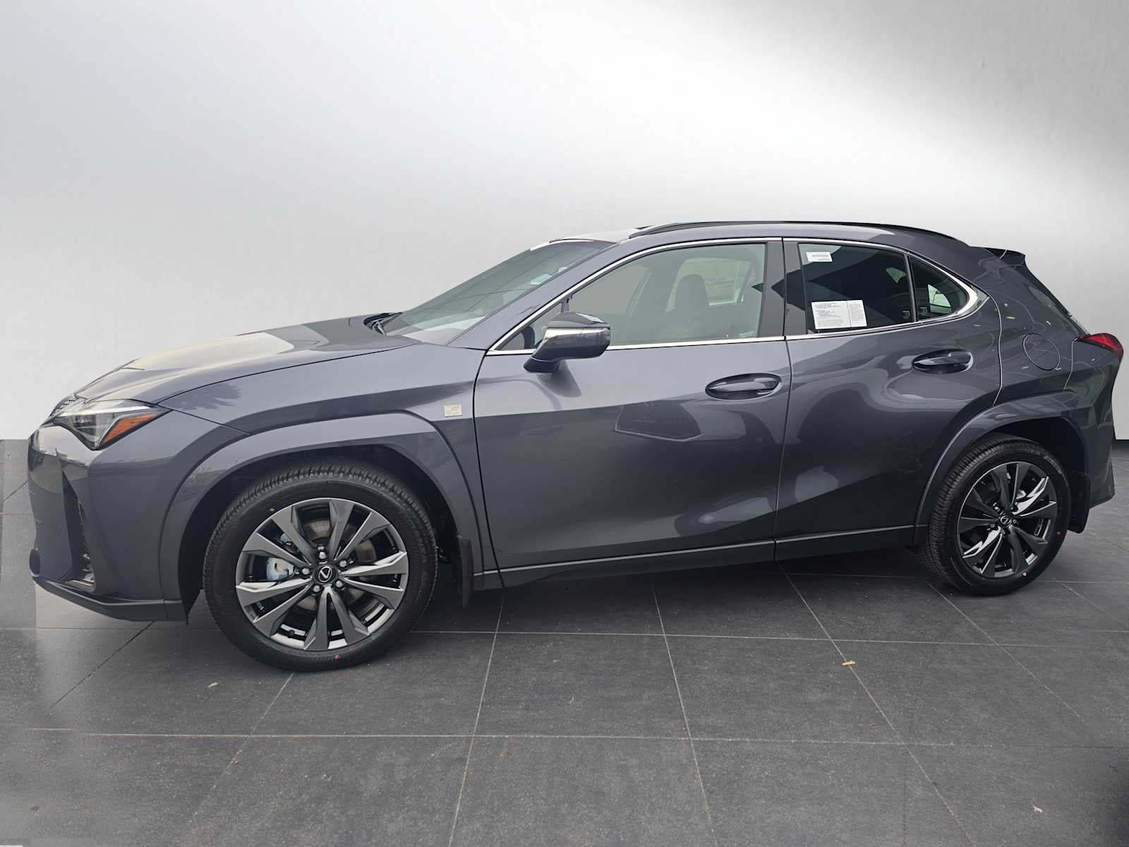 2025 Lexus UX 300h F SPORT DESIGN